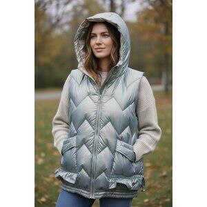 Metallic Silver Hooded Quilted Puffer Outdoor Winter Vest Pockets Womens M (150)